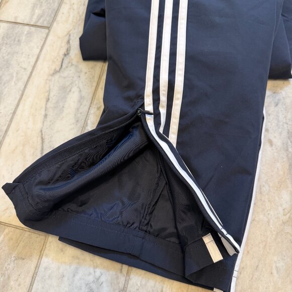 NEW Adidas women's small navy/white 3-Stripe Wind Pant Sweatpants MSRP $65 - Picture 3 of 6